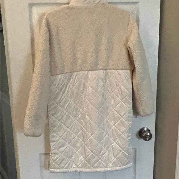 Athleta Cream Teddy Jacket - Picture 4 of 4